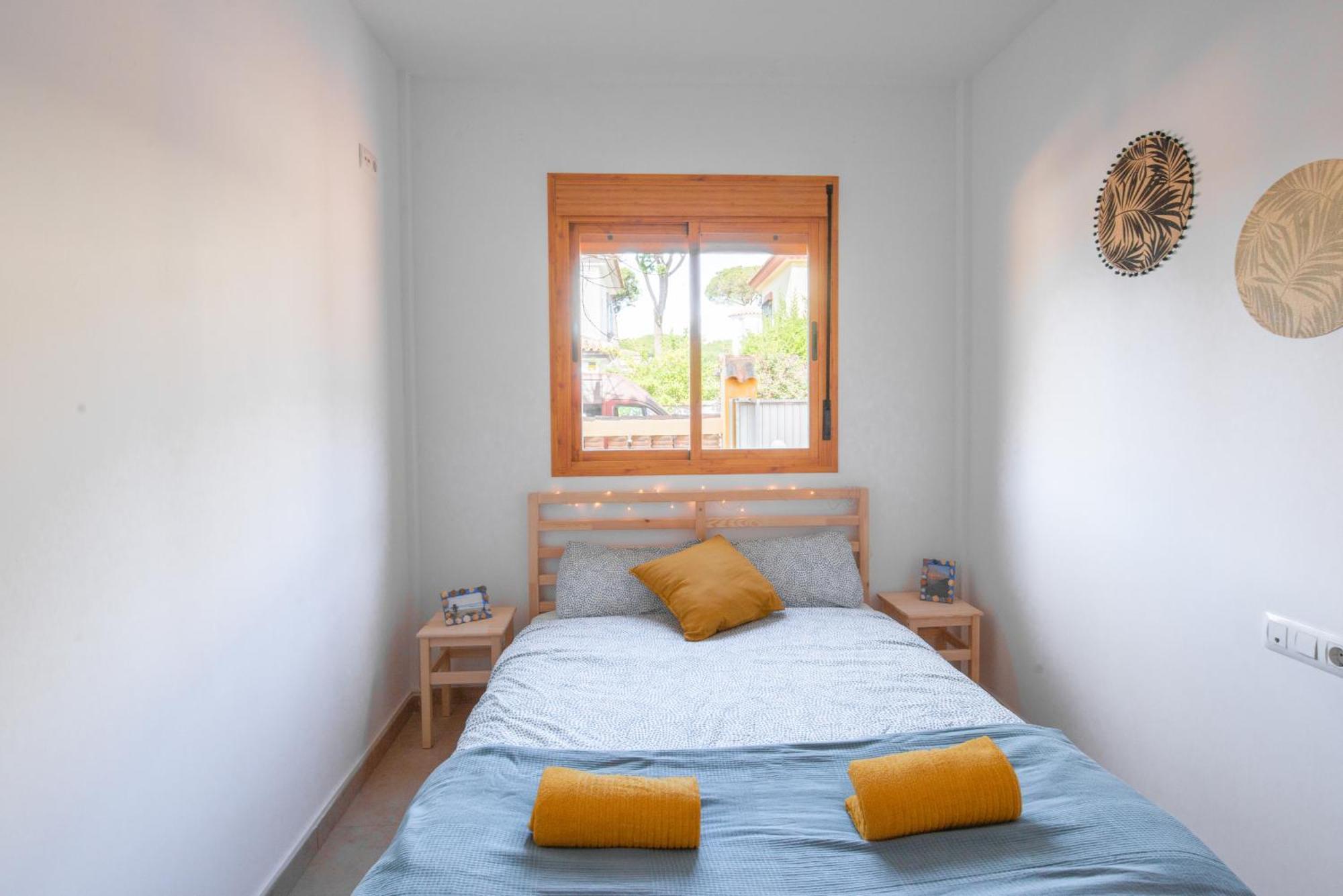 Namawa Surfhouse Vandrarhem Chiclana de la Frontera Exteriör bild