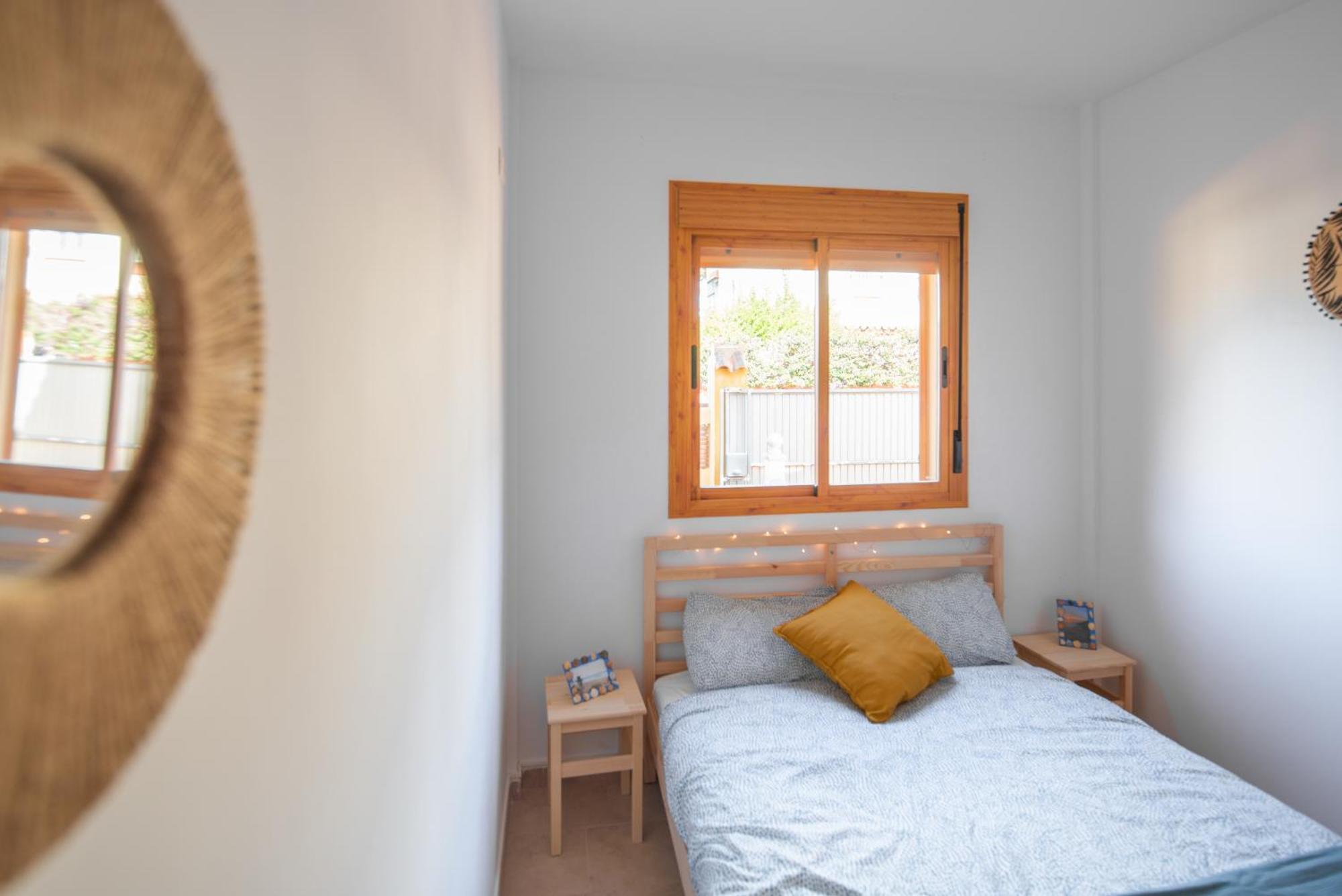 Namawa Surfhouse Vandrarhem Chiclana de la Frontera Exteriör bild