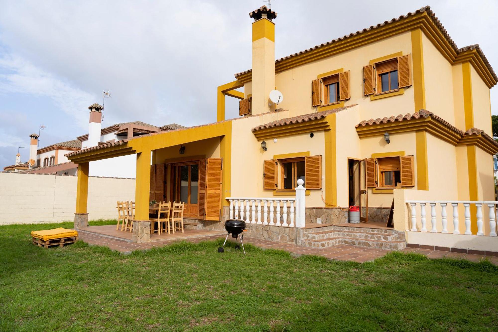 Namawa Surfhouse Vandrarhem Chiclana de la Frontera Exteriör bild